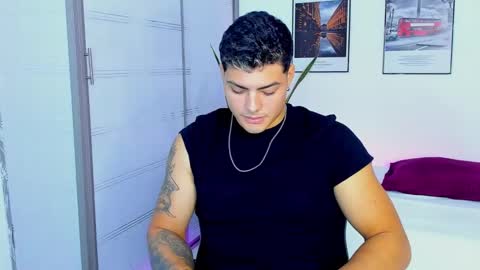 MAX MIULLER online show from October 24, 1:57 pm