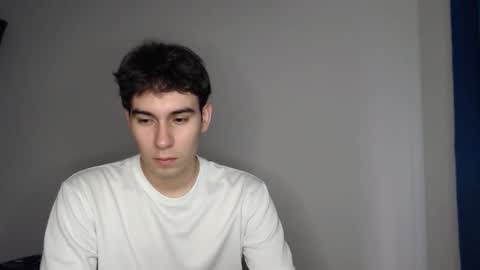 Snapshot of max_snow1616 chatting on October 18, 7:19 pm max_snow1616 online show from October 18, 7:19 pm