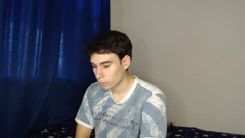 Snapshot of max_snow1616 chatting on October 13, 7:09 pm max_snow1616 online show from October 13, 7:09 pm