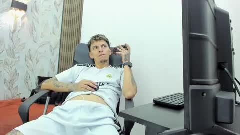 max_sstteel online show from May 13, 1:30 pm