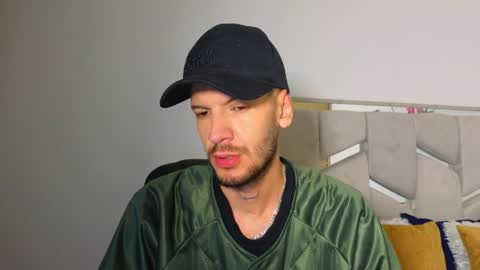 Max Taylor online show from April 8, 4:24 am