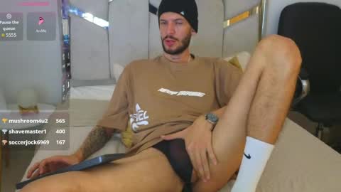 Max Taylor online show from May 7, 1:49 am