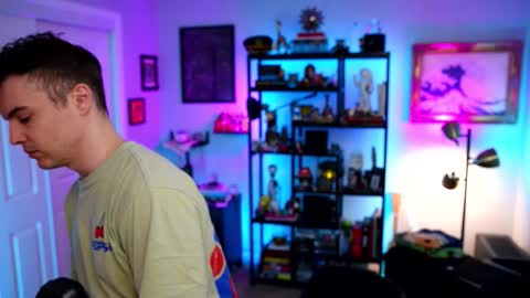 Max Hughes online show from March 22, 4:17 am