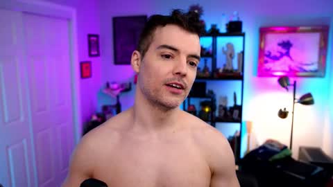 Max Hughes online show from March 13, 2:52 am