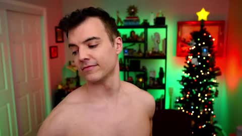 Max Hughes online show from December 21, 5:37 am