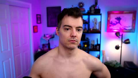 Max Hughes online show from April 4, 4:20 am