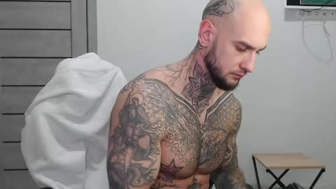 Maximus Fox online show from April 28, 4:39 am