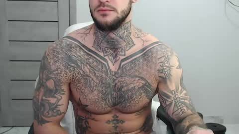 Maximus Fox online show from April 27, 6:10 am