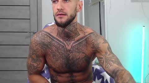 Snapshot of maxi_foxxx chatting on September 15, 5:53 am Maximus Fox online show from September 15, 5:53 am
