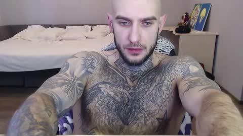 Snapshot of maxi_foxxx chatting on March 12, 5:46 am Maximus Fox online show from March 12, 5:46 am
