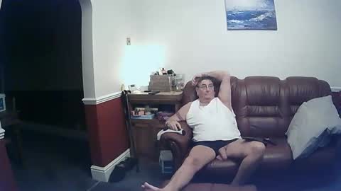 Snapshot of maxi_johnes chatting on March 7, 10:21 pm MAX online show from March 7, 10:21 pm