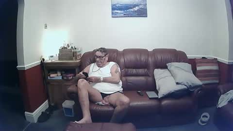 Snapshot of maxi_johnes chatting on February 20, 9:53 pm MAX online show from February 20, 9:53 pm