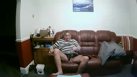 Snapshot of maxi_johnes chatting on September 13, 10:44 pm MAX online show from September 13, 10:44 pm