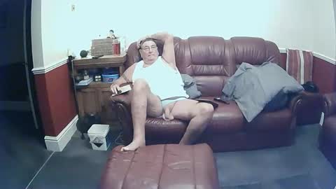 Snapshot of maxi_johnes chatting on October 12, 10:26 pm MAX online show from October 12, 10:26 pm