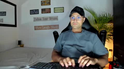 MAXI      online show from April 21, 2:37 am