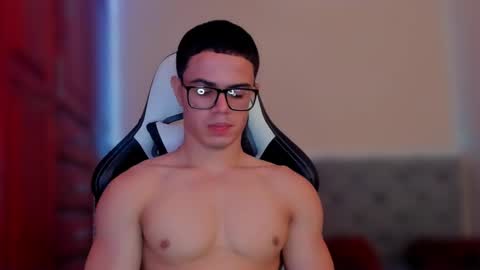 Maximus online show from January 13, 5:02 pm