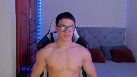Maximus online show from January 20, 5:59 pm