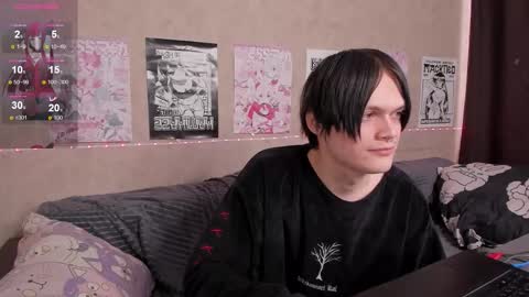 Max online show from March 8, 10:30 am