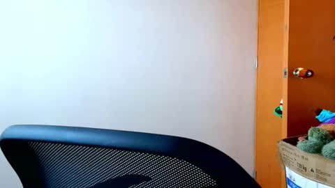 maximiliano_coot online show from February 15, 5:43 pm