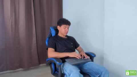 Maximiliano online show from June 11, 12:36 pm