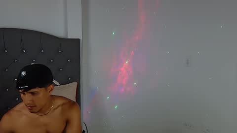 maximo_1ero online show from September 11, 1:15 am