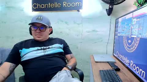  Maximo  online show from May 2, 12:30 pm