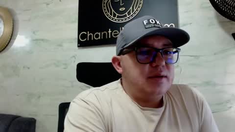  Maximo  online show from May 13, 7:33 pm