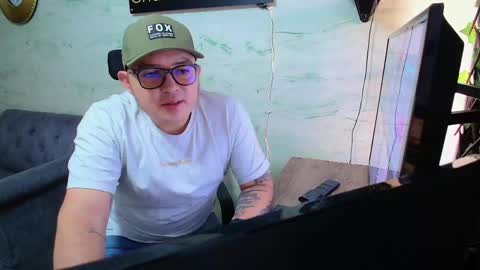  Maximo  online show from April 23, 12:20 pm