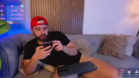 Maximo Wolf online show from May 20, 8:48 pm