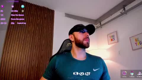 Maximo Wolf online show from May 19, 8:04 pm