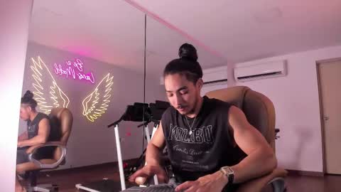 maximo_zahir online show from February 3, 3:26 am