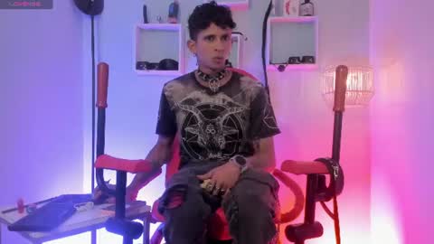 MAXIMO online show from June 17, 4:25 am