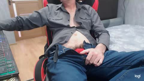 maximus3334 online show from March 6, 11:07 am