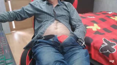 maximus3334 online show from October 20, 10:19 am