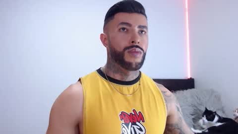 Snapshot of maximus_golden chatting on September 30, 2:40 am Independent Model online show from September 30, 2:40 am
