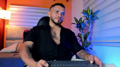 Maximus Clark online show from February 27, 2:45 am