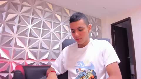 Maximus online show from December 26, 7:05 pm