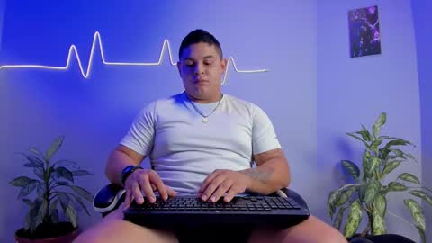 Maximus online show from November 2, 3:38 pm