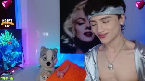 Snapshot of maxiy_001 chatting on February 6, 6:29 am Max online show from February 6, 6:29 am