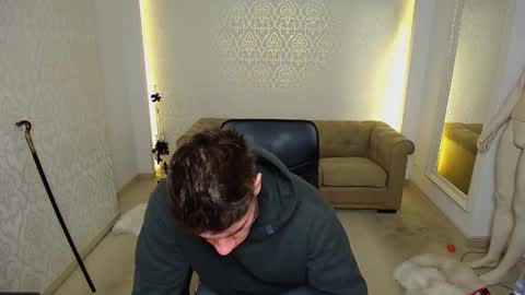 MaxKaiden online show from November 11, 5:56 am