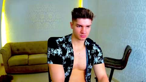 MaxKaiden online show from February 20, 6:26 am