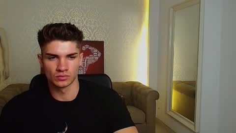 Snapshot of maxkaiden chatting on September 23, 10:25 am MaxKaiden online show from September 23, 10:25 am
