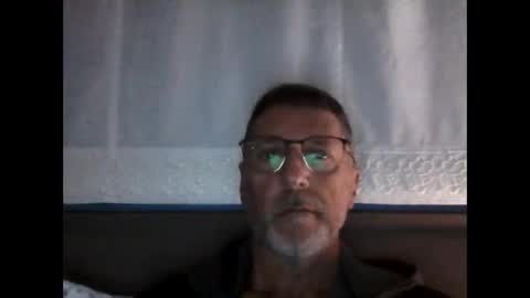 Max63 online show from October 4, 8:08 am