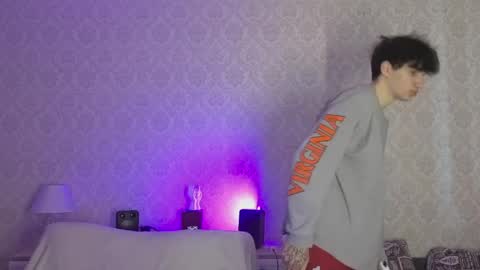 maxwellchik online show from April 1, 12:29 pm