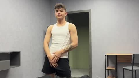 Max online show from May 11, 1:46 pm