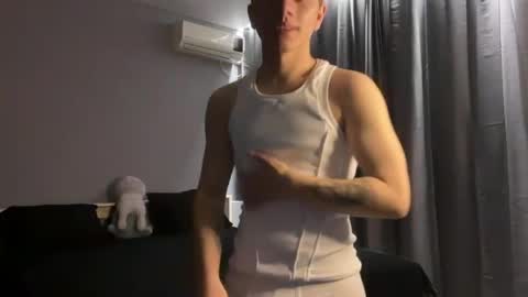 Max online show from April 20, 6:10 pm