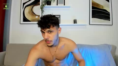 Snapshot of maxx_vell chatting on September 11, 9:36 pm Maxx online show from September 11, 9:36 pm