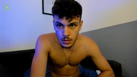 Snapshot of maxx_vell chatting on September 10, 4:38 pm Maxx online show from September 10, 4:38 pm