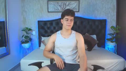 Maxxi online show from December 3, 5:02 am