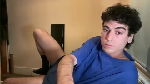 Max Kyle online show from December 2, 7:03 pm